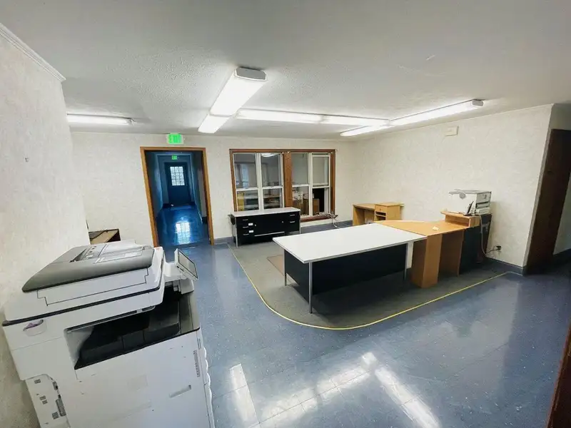 Office Building in Morristown with 6 Offices, Parking, and Large Commons Areas