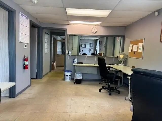 Industrial Business Suites for Lease in La Porte, in - Flexible Sizes Available