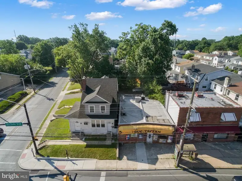 Established Bar and Liquor License for Sale in Glenolden, Pa