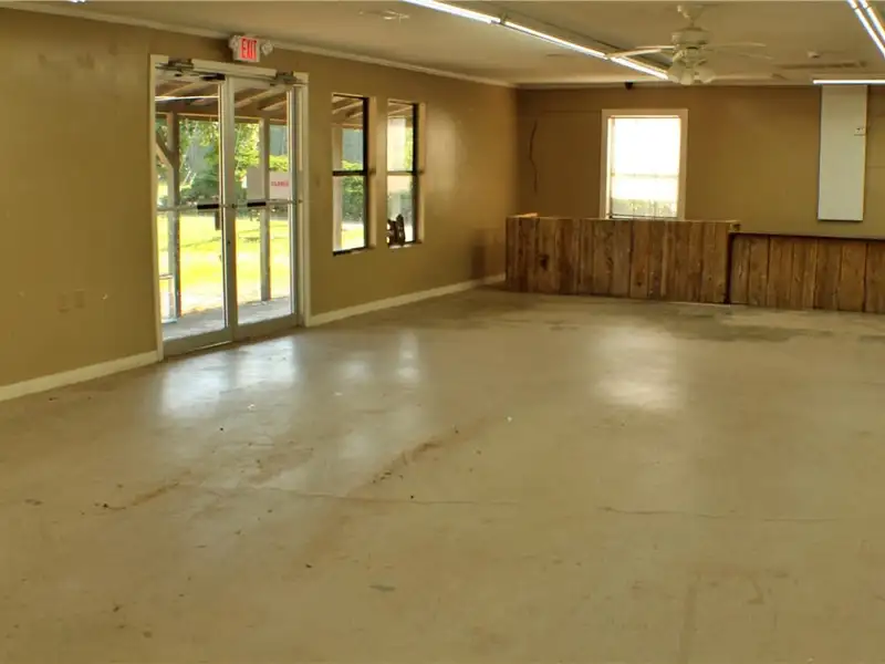 High-visibility Commercial Property with Dual Income Opportunities in Alexander City