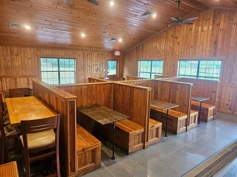 Commercial Property in Morven, Ga - Former Restaurant with Prime Highway Visibility