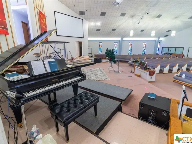 Multi-building Church Complex on 4.611 Acres in Central Killeen