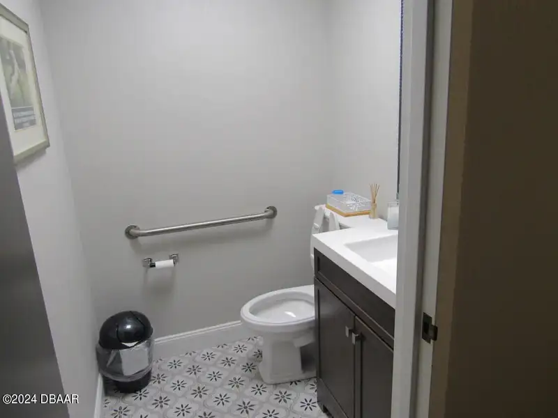 Renovated Medical Suite for Lease in Central Ormond Beach - Ideal for Med-spa or Practice