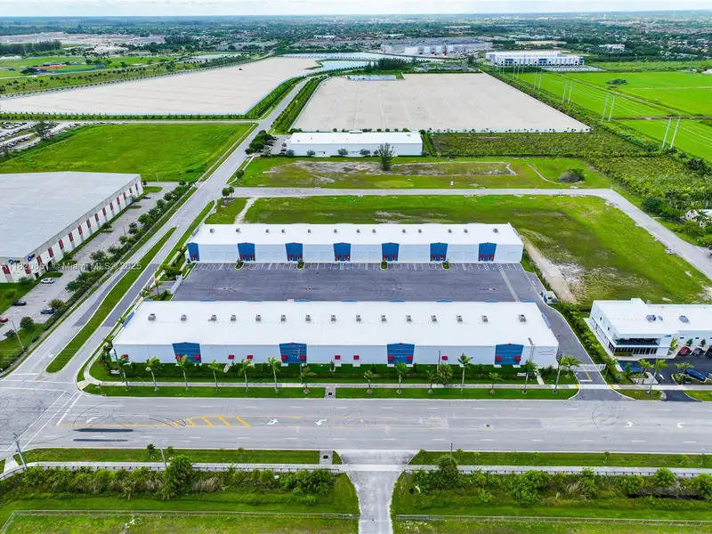 New 2,640 Sq. Ft. Warehouse in Homestead, Fl - Ideal for Storage and Business Operations