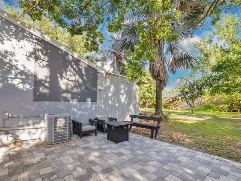 Charming Airbnb Home Near Downtown Orlando with In-law Suite and Expansive Backyard