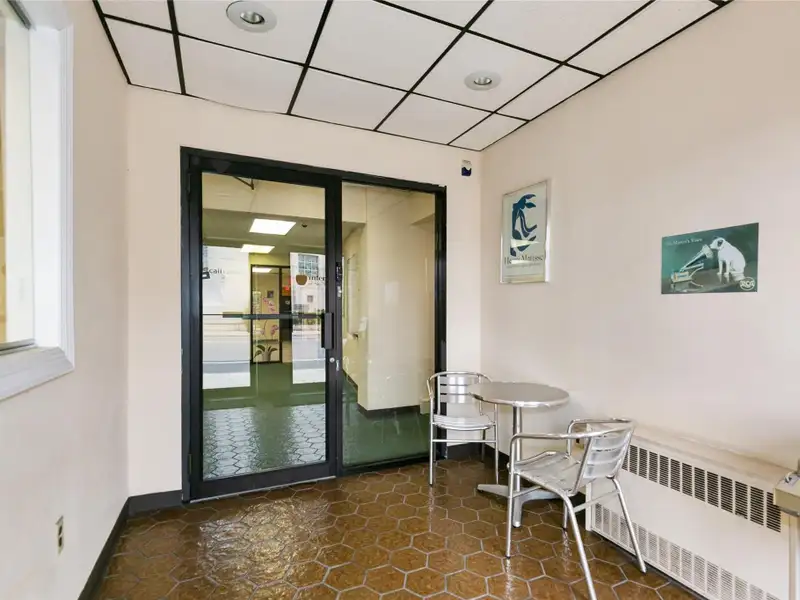 Versatile Commercial Space for Rent in Mineola - Offices, Storage, and Amenities Included