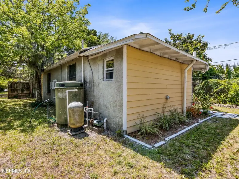 Historic Surf Shop with Rental Bungalow in North Florida, Ccg-2 Zoning