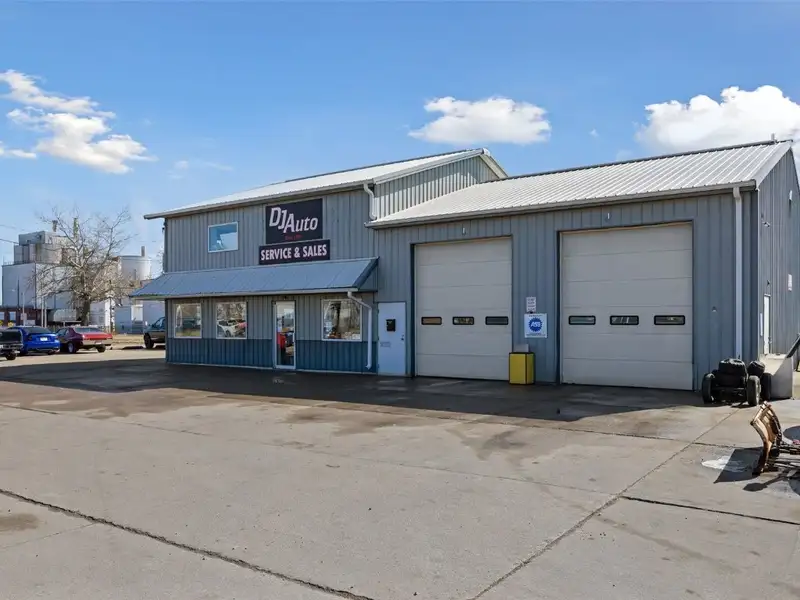 Versatile Commercial Property with Apartment in Prime City Location