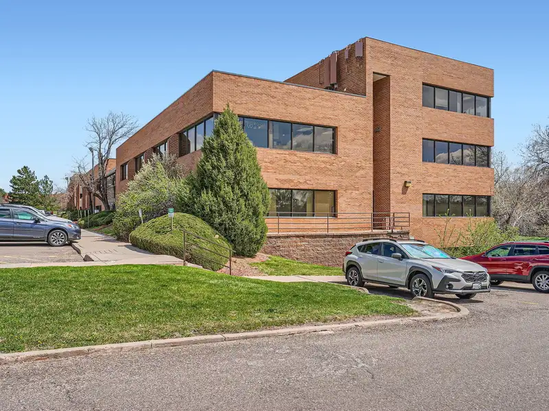 Premier Office Spaces Available in Centennial Near Denver Tech Center