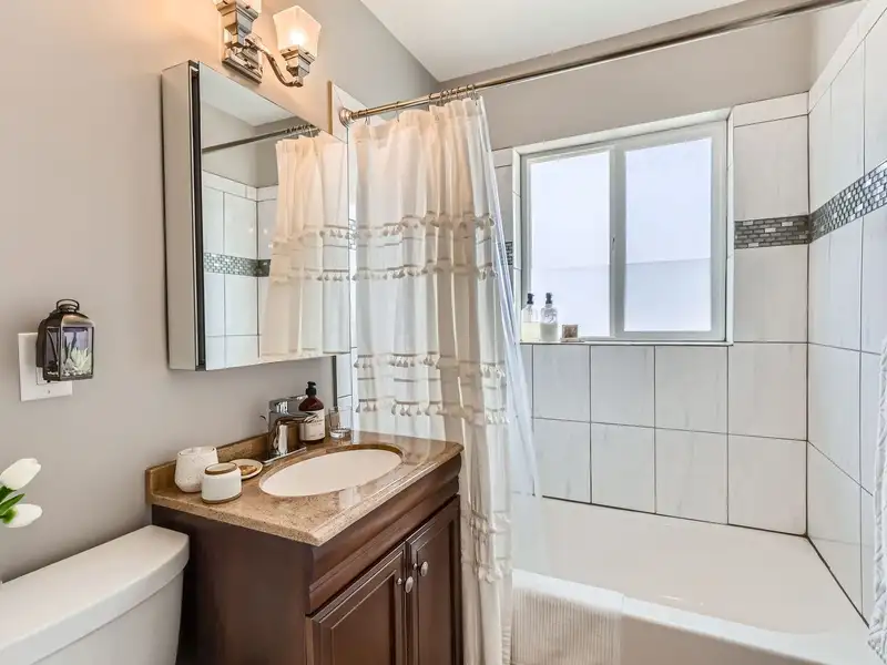 Meticulously Maintained Four-unit Multifamily Property in Central Denver, Colorado
