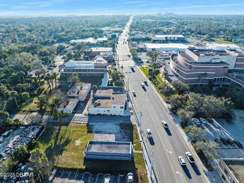 Commercial Property with 90ft Frontage on International Speedway Blvd, Daytona Beach