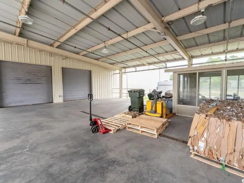 Gated Office Warehouse Complex on 5 Acres Near Georgetown Airport and Highway 17