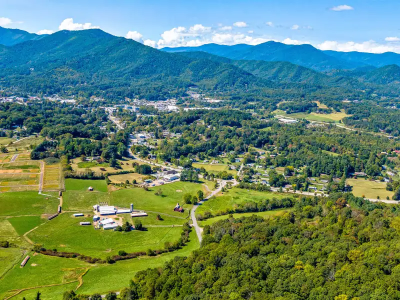Residential Development Opportunity in Raccoon Creek Neighborhood, Waynesville, Nc