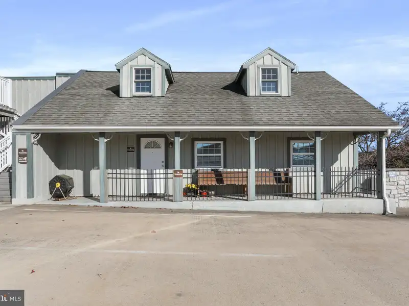 Unique Barn and Farmhouse with Commercial Potential Near Hagerstown, Md