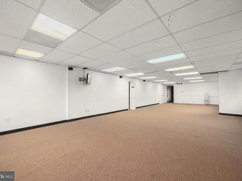 Commercial Building for Sale in Annandale - 8,202 Sq. Ft., Zoned C-3, Corner Lot