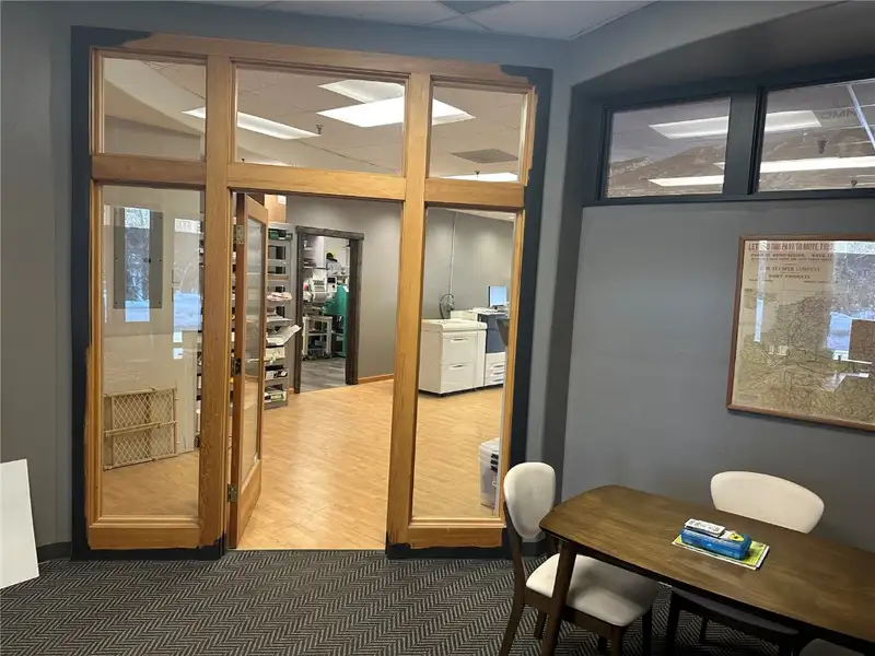 Retail Unit for Lease in High-traffic Business Center with Ample Parking