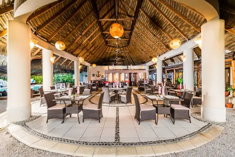 Beachfront Boutique Hotel in Guanacaste, Costa Rica with 35 Units and Restaurant
