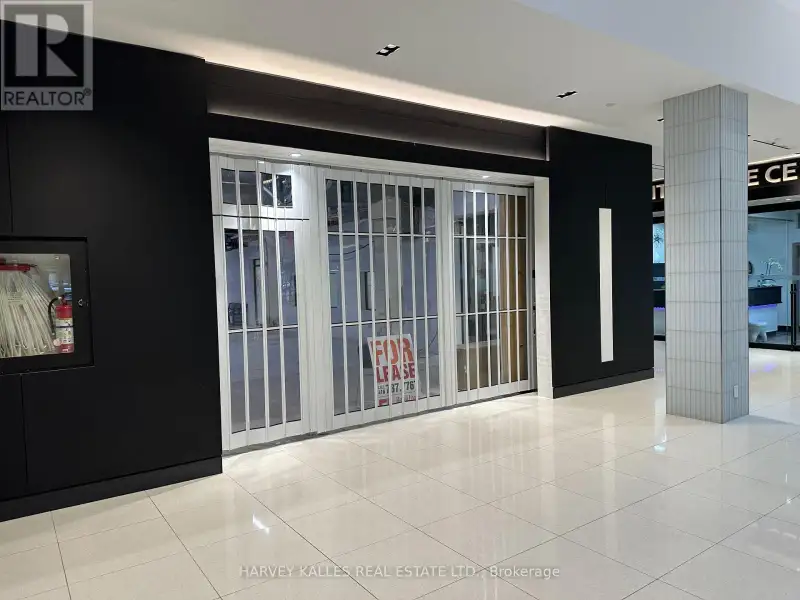 Prime Retail Space for Lease in High-traffic Town Mall Near Yonge Street