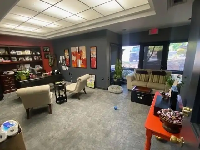 Versatile Commercial Property with Office Space Near I-75 in Valdosta's Business Hub