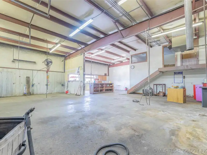 Versatile Former Machine Shop in Prime Downtown Sand Springs Location