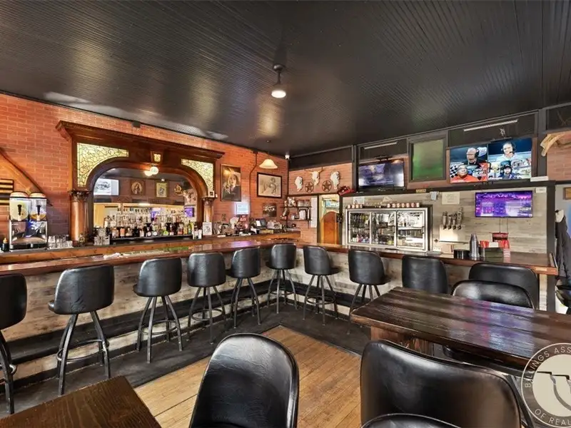 Renovated Saloon with Licenses Near Red Lodge and Beartooth Highway, Includes Living Space