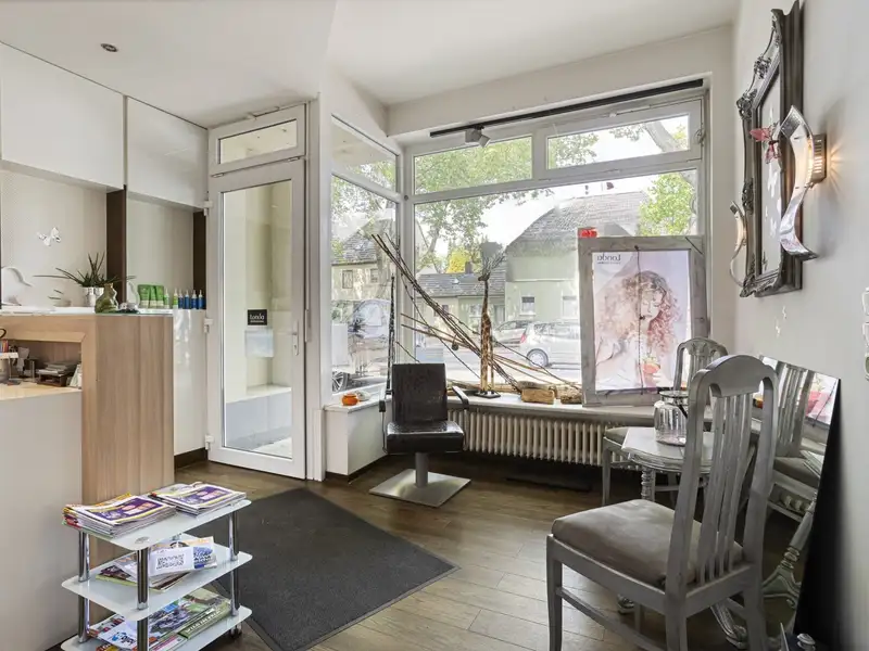 Versatile Ground-level Retail Space with Dual Entrances and Basement Storage