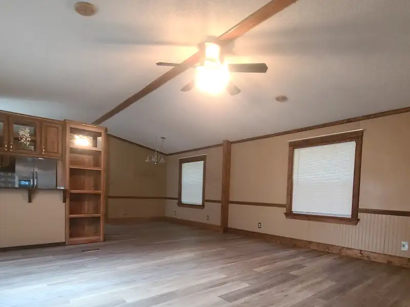 Income-producing Duplex in Ingram, Tx with Positive Cash Flow and Privacy Fencing