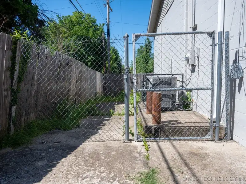 Versatile 5200+ Sf Commercial Property with Walk-out Basement in Prime Location