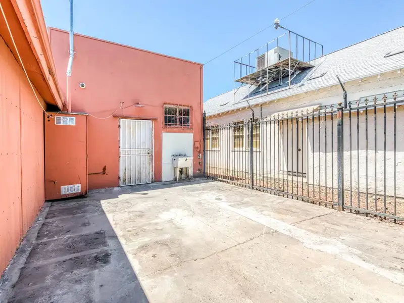 Single Story Free-standing Building with Dual Retail Spaces Near Va Hospital Fresno