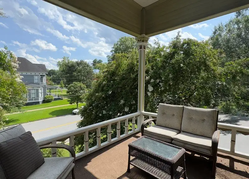 Versatile Historic District Property for Restaurant, Venue, or Retail with Ample Parking