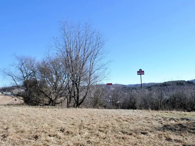 Commercial Land Opportunity on 5.444 Acres with Road Frontage Near I-77