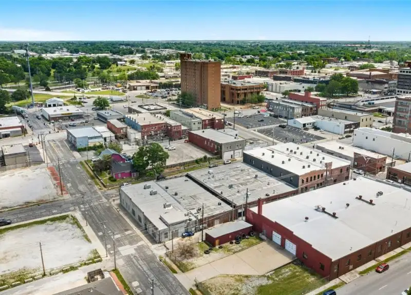 Mixed-use Commercial Property with Retail, Offices, and Apartments in Downtown Joplin