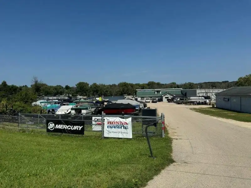 Premier Full-service Marina with 95 Slips on Rock River, Direct Lake Access