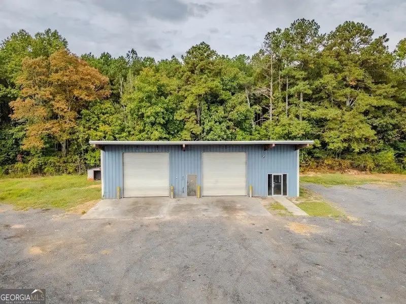 Commercial Property with Building and Road Frontage Near Rome, Ga
