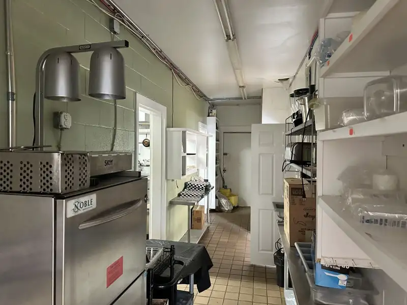 C-1 Zoned Restaurant with Rv Hookups Near I-40 Exit 152, 20 Miles West of Dickson
