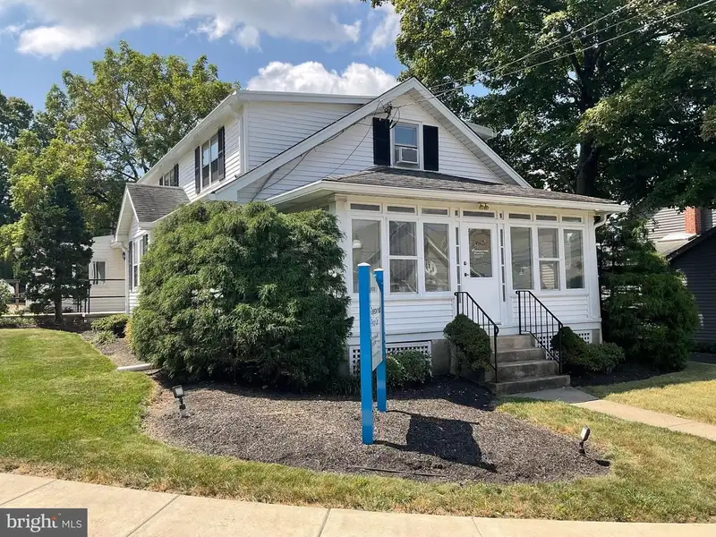 Professional Office Space with Separate Entrance and Garage in Doylestown Borough