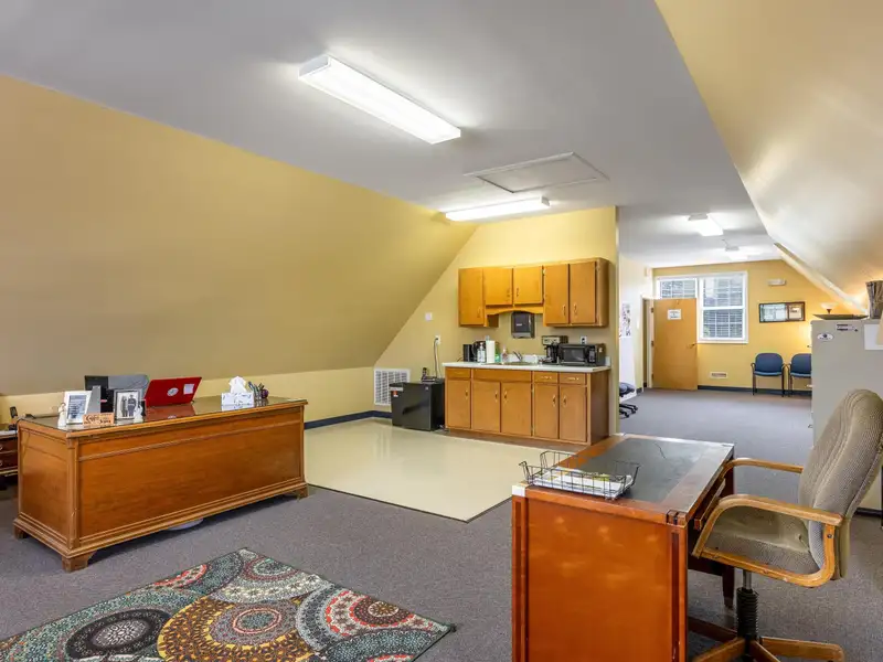 Medical Office Space for Lease in Cleveland, Tn – 12 Exam Rooms and Additional Features