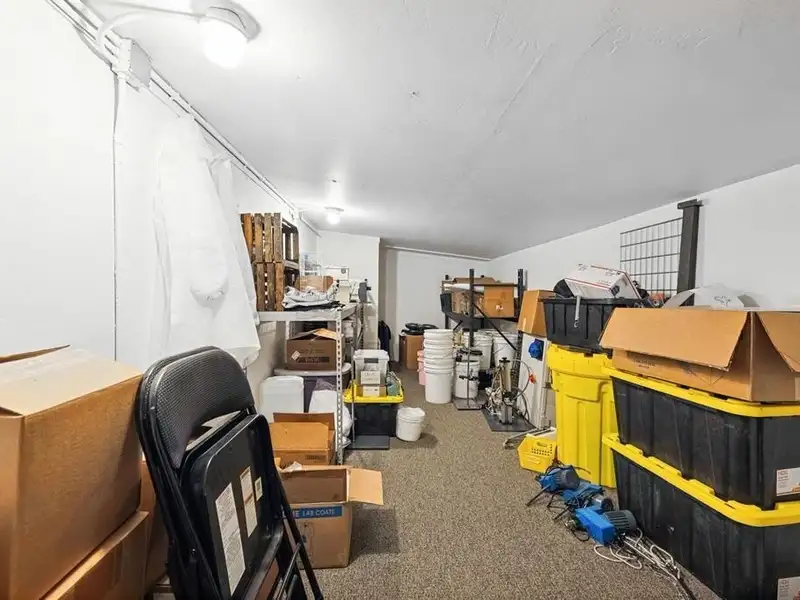 Industrial Office/warehouse Space in Bodo Park with On-site Parking and City Utilities