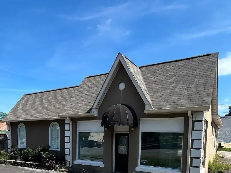 Prime Corner Lot Suitable for Office or Business in Excellent Location