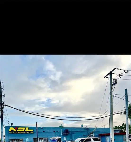 Versatile Commercial Space Available for Various Business Opportunities