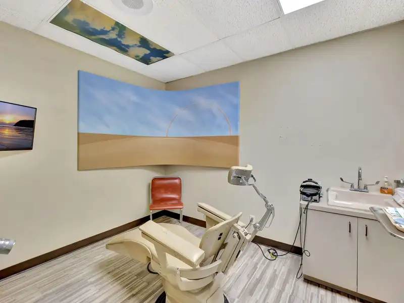 Freestanding Medical/office Building in Desirable N University Drive Location