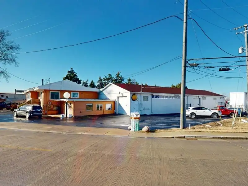 Turnkey Custom Plastics Manufacturing Business with Attached Home on 1.67 Acres