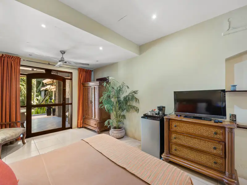 Tamarindo Boutique Hotel - 9 Bedrooms, 175m to Beach, Ideal for Retreats