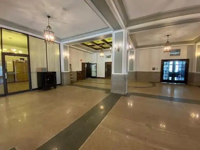 Kiosk Space for Rent in Historic Building Near Riverfront and Public Square
