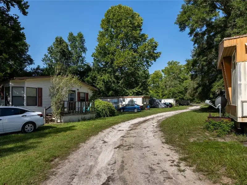 15-unit Manufactured Home Park Near Santa Fe River, High Springs, Fl