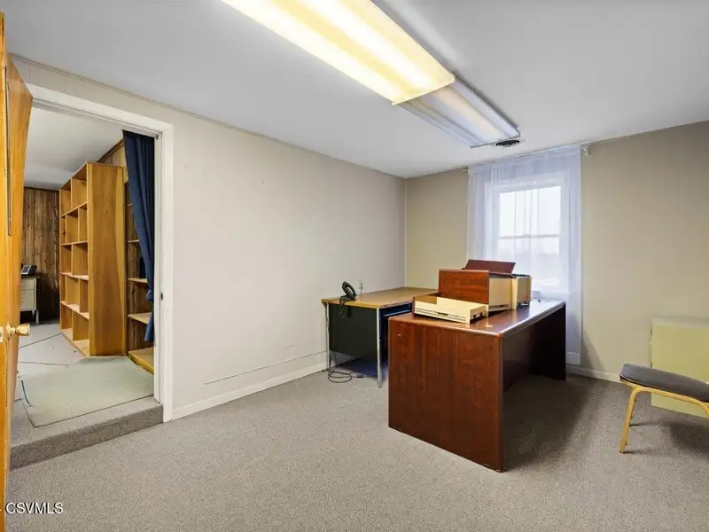 Flexible 4,000 Sf Commercial Building in Prime Location with High Visibility and Ample Parking