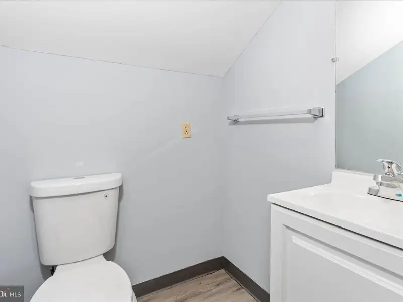 Renovated Office Condo with Loft Space in Trolley Square, 1815 W 13th St
