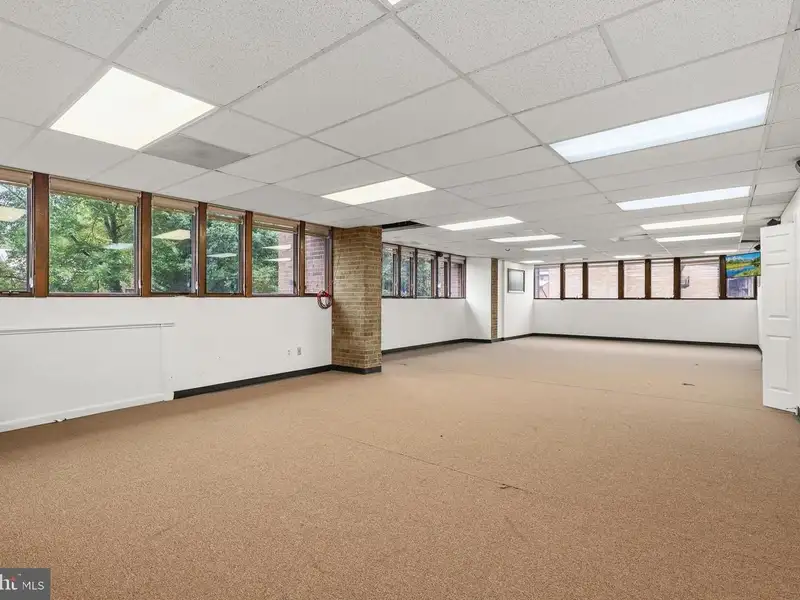 Commercial Building for Sale in Annandale - 8,202 Sq. Ft., Zoned C-3, Corner Lot