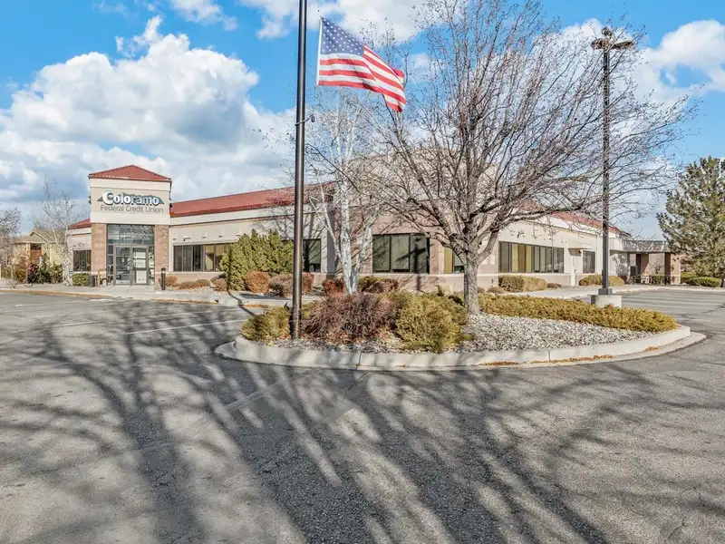Free-standing 12,360 Sq. Ft. Commercial Building in High-traffic Location
