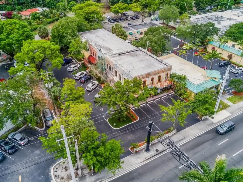Versatile B-hc Zoned Commercial Property with Office and Retail Space